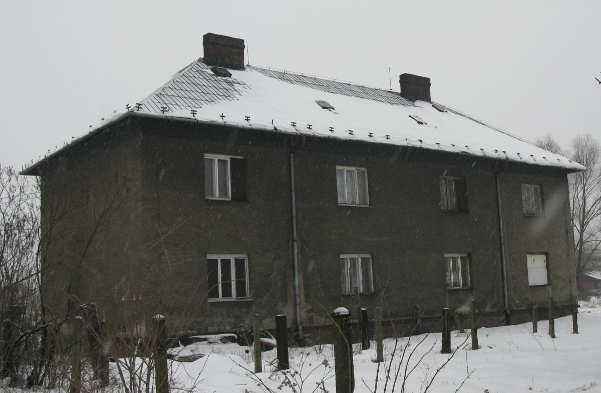 Revoluční 517