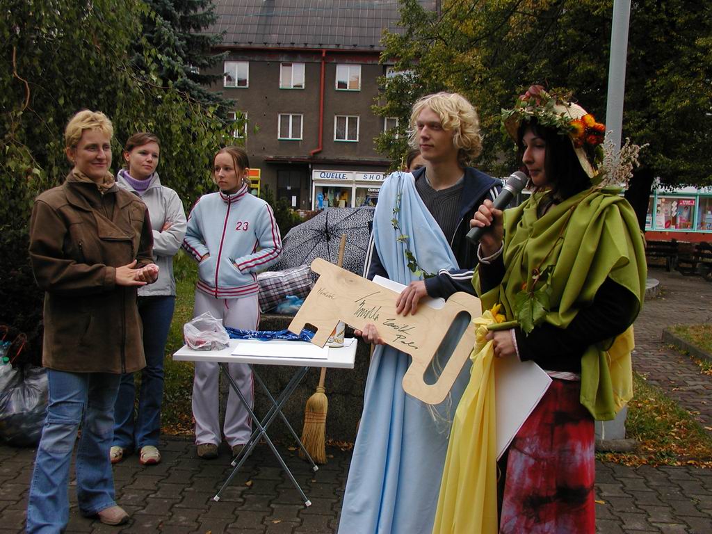 Den bez aut