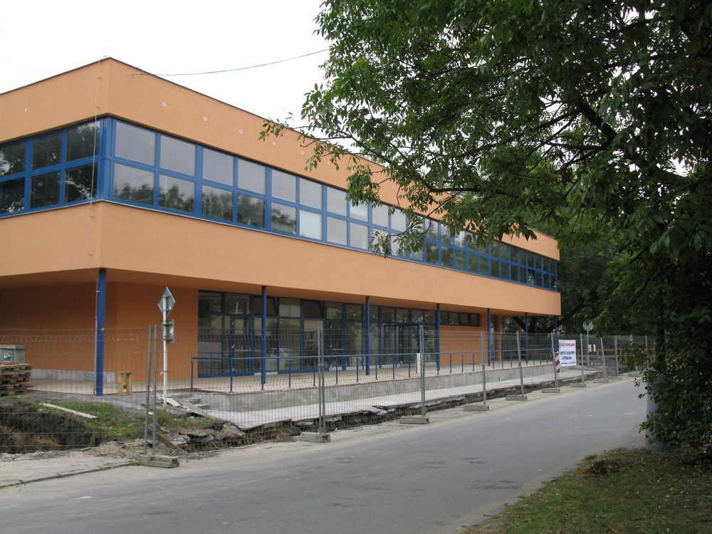 Rekonstrukce Domu služeb (Čáslavská 1067)