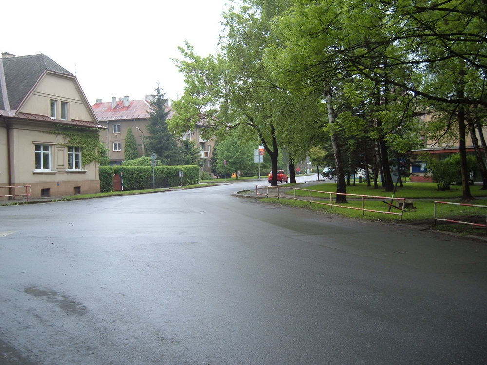 Budování cyklostezky - ulice Šunychelská a Štefánikova