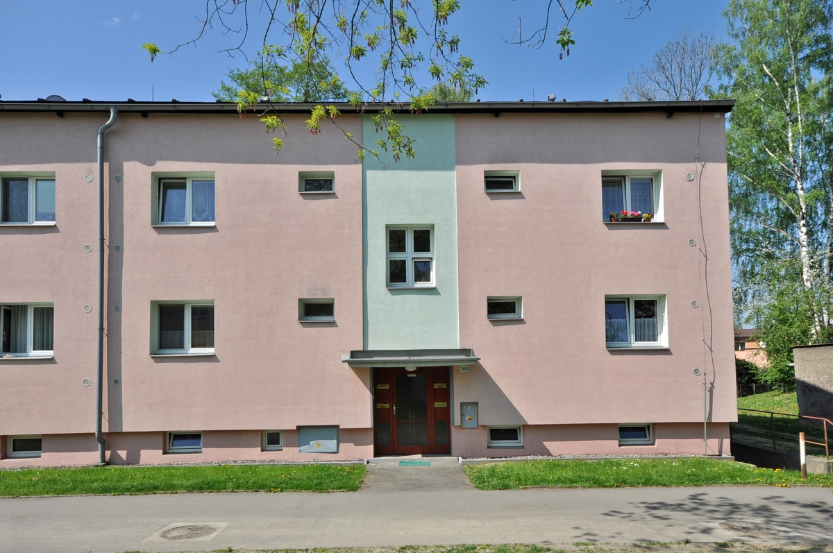 Budovatelská 300