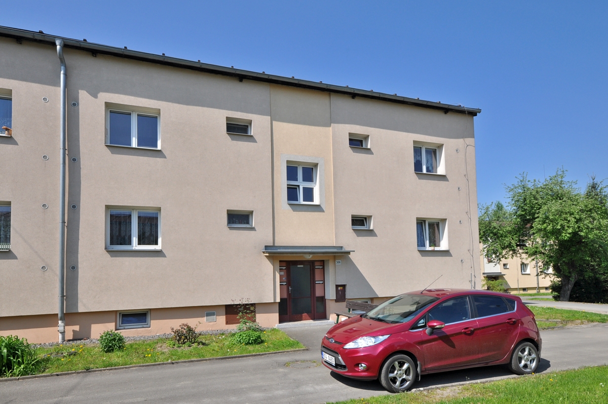 Budovatelská 306