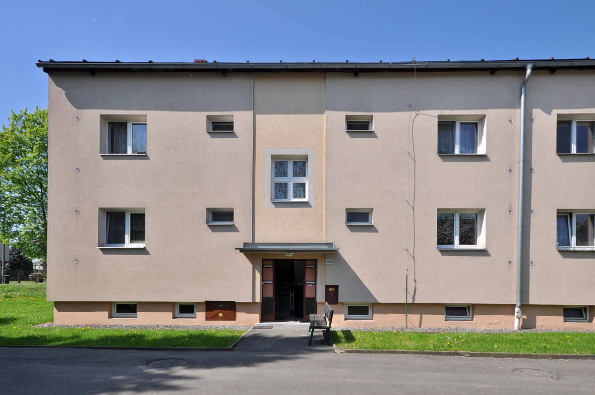 Budovatelská 308