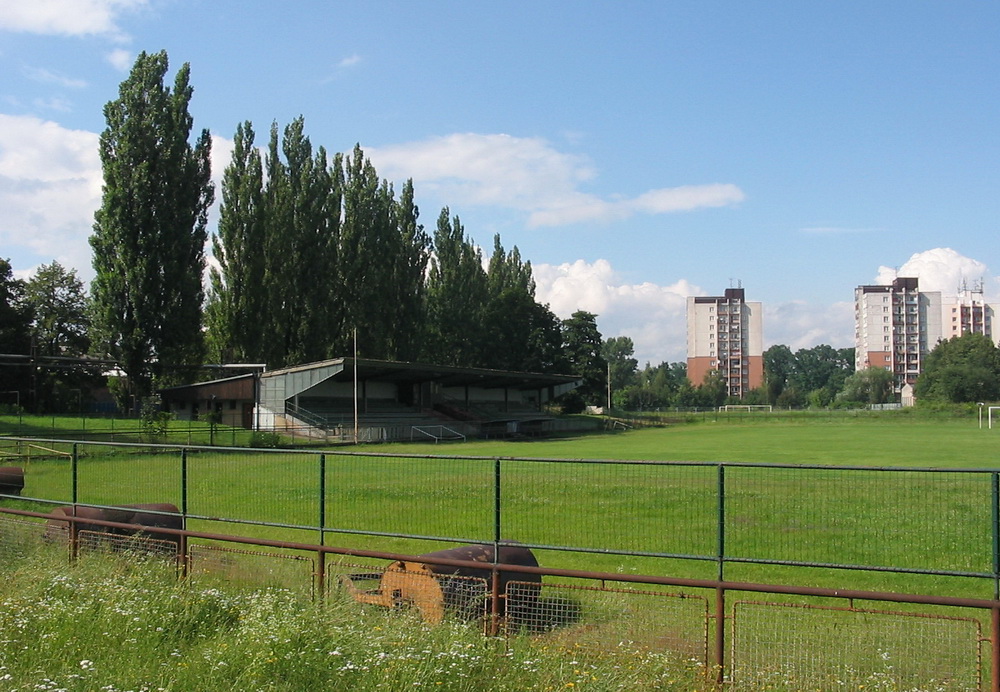 Fotbalový stadión