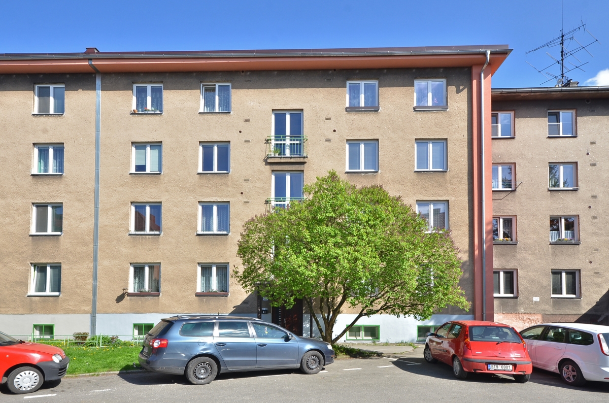 Jateční 865