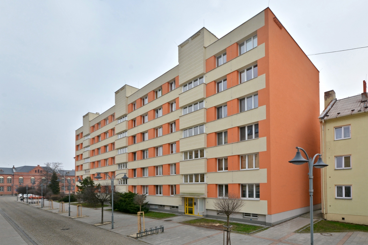Komenského 1152