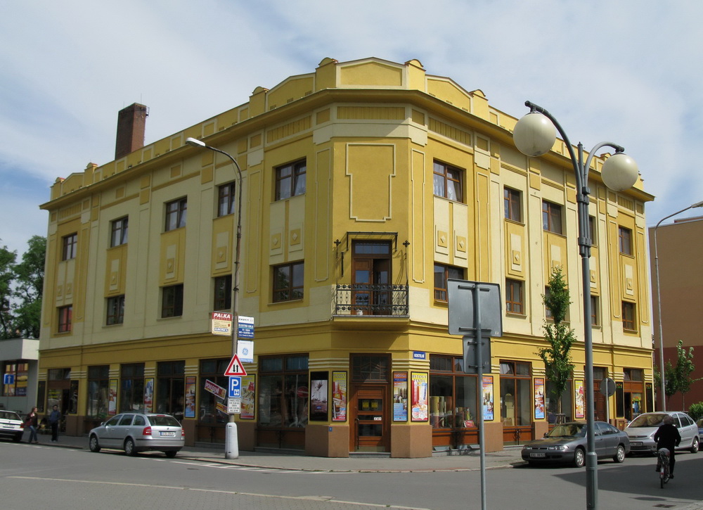 Kostelní 404 (nebytový prostor)