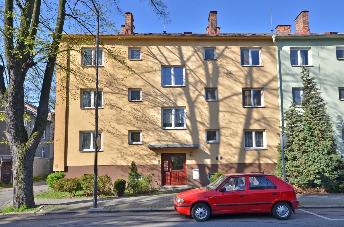 Masarykova 927