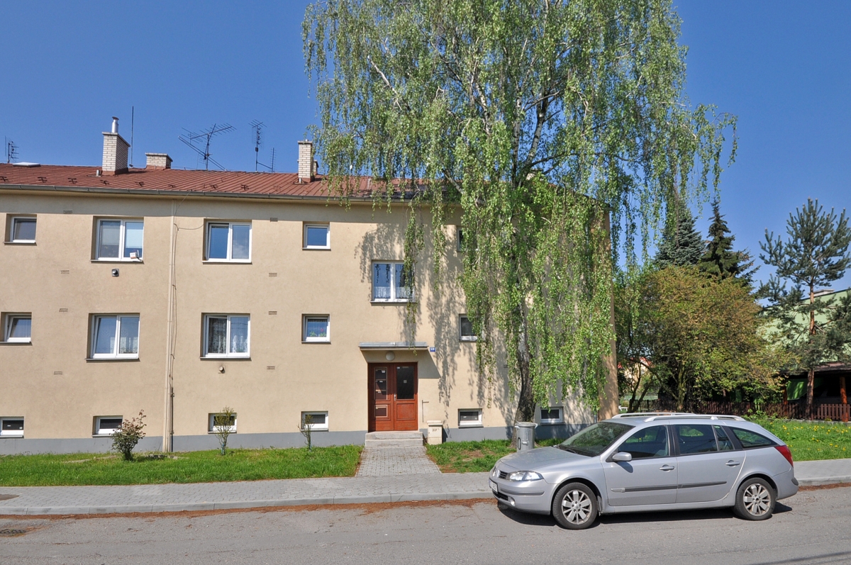 Mládežnická 520