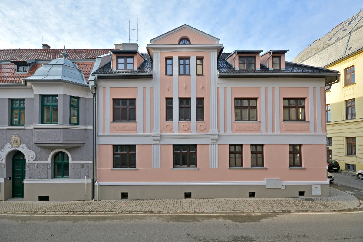 Slezská 348