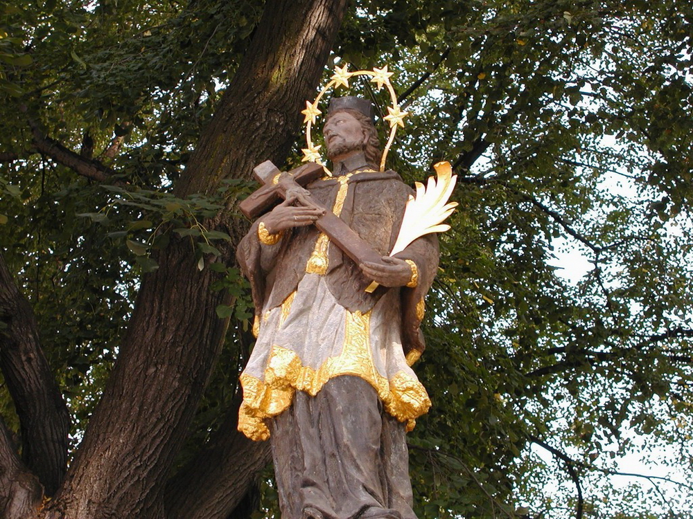 Socha sv. Jana Nepomuckého