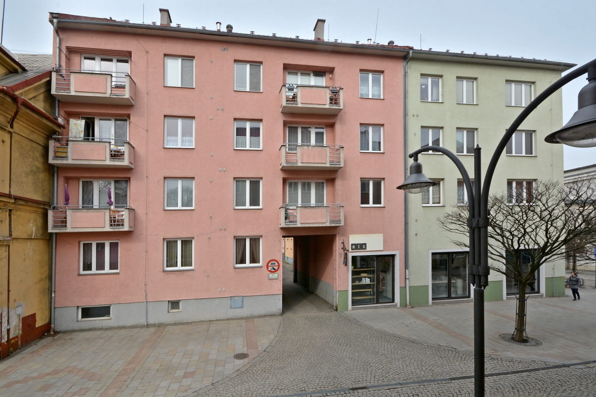 Studentská 933