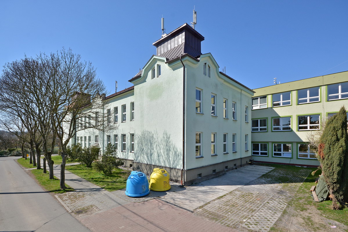 Základní škola a Mateřská škola Skřečoň (Žabka)