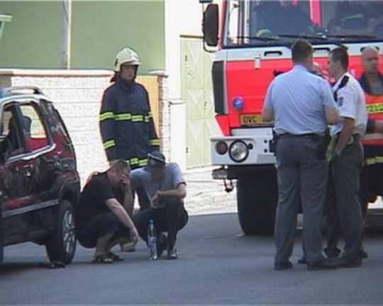Tragédie: Řidič dodávky najel do dvou lidí, žena zemřela