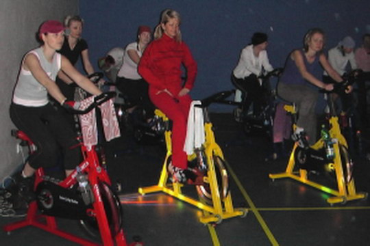 Sobota ve znamení maratónu v indoor cyclingu