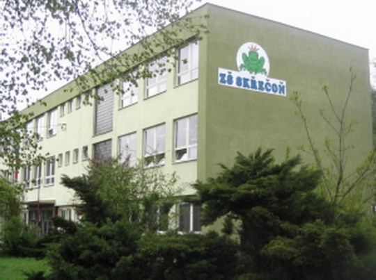 Ve Skřečoni umí cizí jazyky