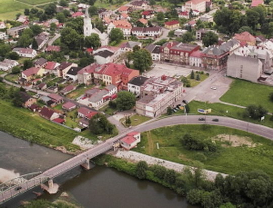 Napojení mostu zpět na náměstí zřejmě s evropskou dotací
