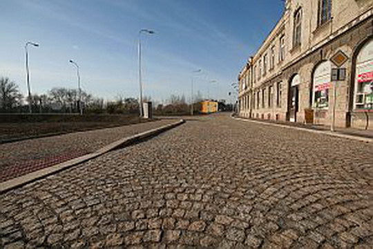 Z hraničního mostu od pondělka autem přímo na náměstí