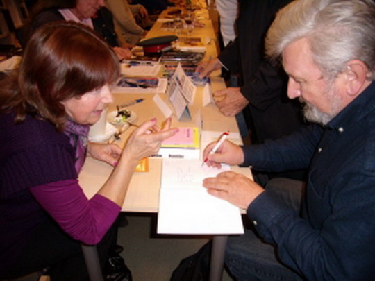 Básnířka Dagmar Čížová reprezentovala Bohumín na hvězdných autogramiádách v Praze
