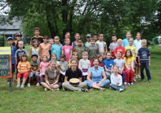 Děti se rozloučí s prázdninami se zpěvačkou Heidi Janků a poznají vítěze Prázdninového kolotoče