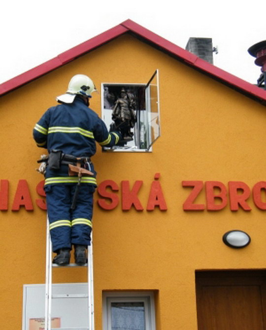 Nad Kopytovem a jeho dobrovolnými hasiči drží ochrannou ruku svatý Florián