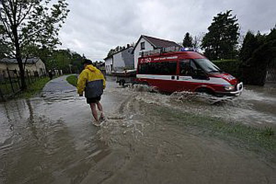 Povodňové dotace pro zatopené domácnosti skončily už vloni