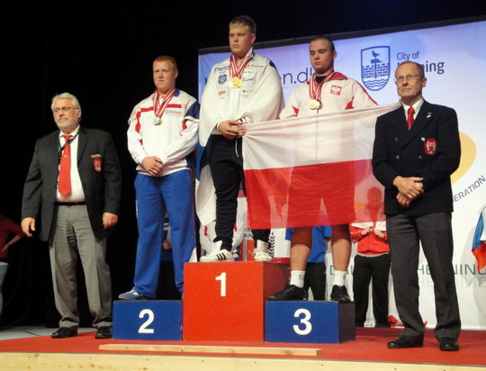 Stříbrná medaile z mistrovství Evropy v silovém trojboji pro Tomáše Turka