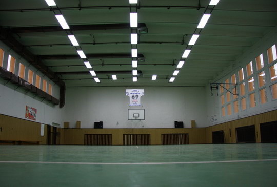 Dům dětí uvedl do chodu nové osvětlení v tělocvičně, chystá ještě další modernizace