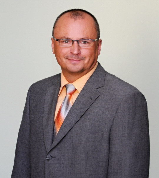 Petr Vícha obhájil senátorské křeslo, je vítězem druhého kola voleb v obvodu 74