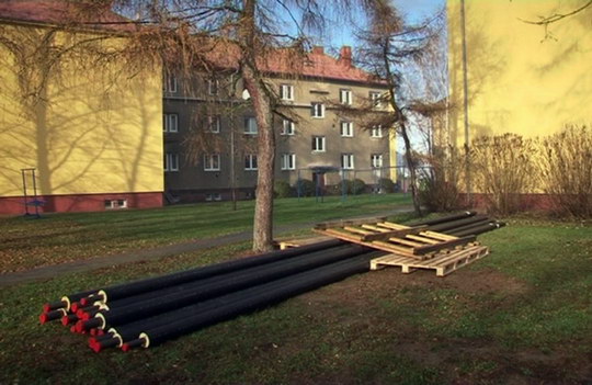 V Nerudově ulici startuje výstavba dalších 200 metrů potrubí teplovodu