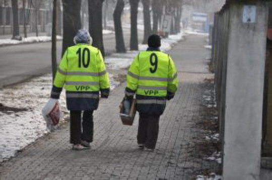 Veřejná služba verzus veřejně prospěšní pracovníci (VPP)