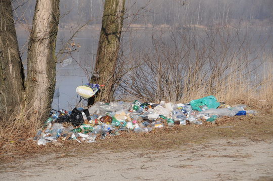 Černé skládky hlásí strážníci i Bohumíňáci