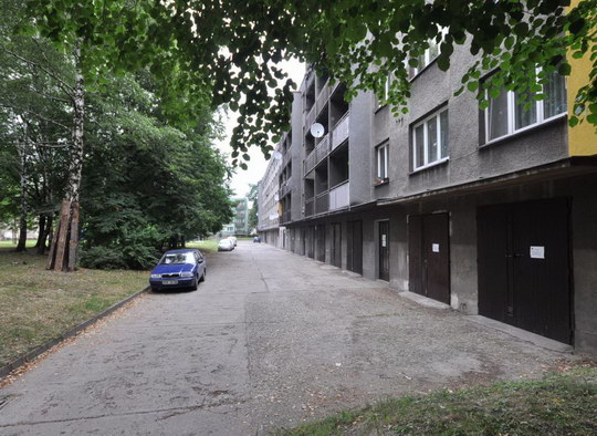 Revitalizace veřejného prostranství - Šunychelská 976 - 981