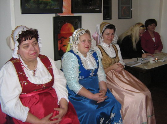 Bohumínský kroj v rozhlasovém Křížem krajem