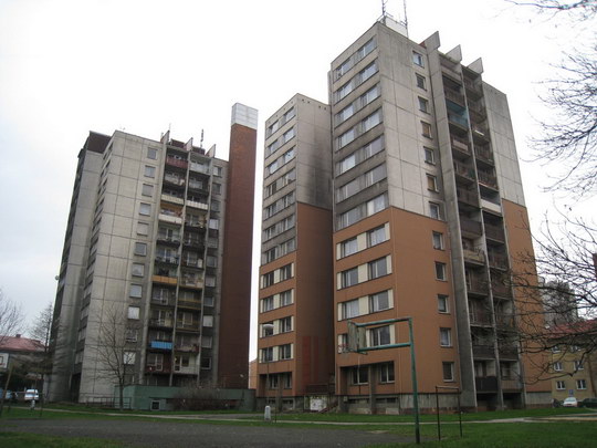 Nové výtahy pro bytový dům Alešova 1070