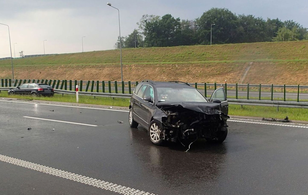 Hasiči vyjížděli k dopravní nehodě na dálnici