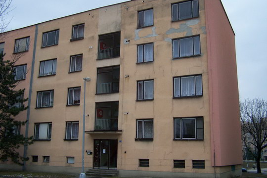 Stavební úpravy bytových domů Okružní 1059 - 1062 a Čs. armády 1063
