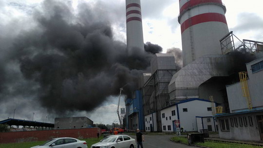 Při požáru v Elektrárně Dětmarovice zasahovalo sedmnáct jednotek hasičů