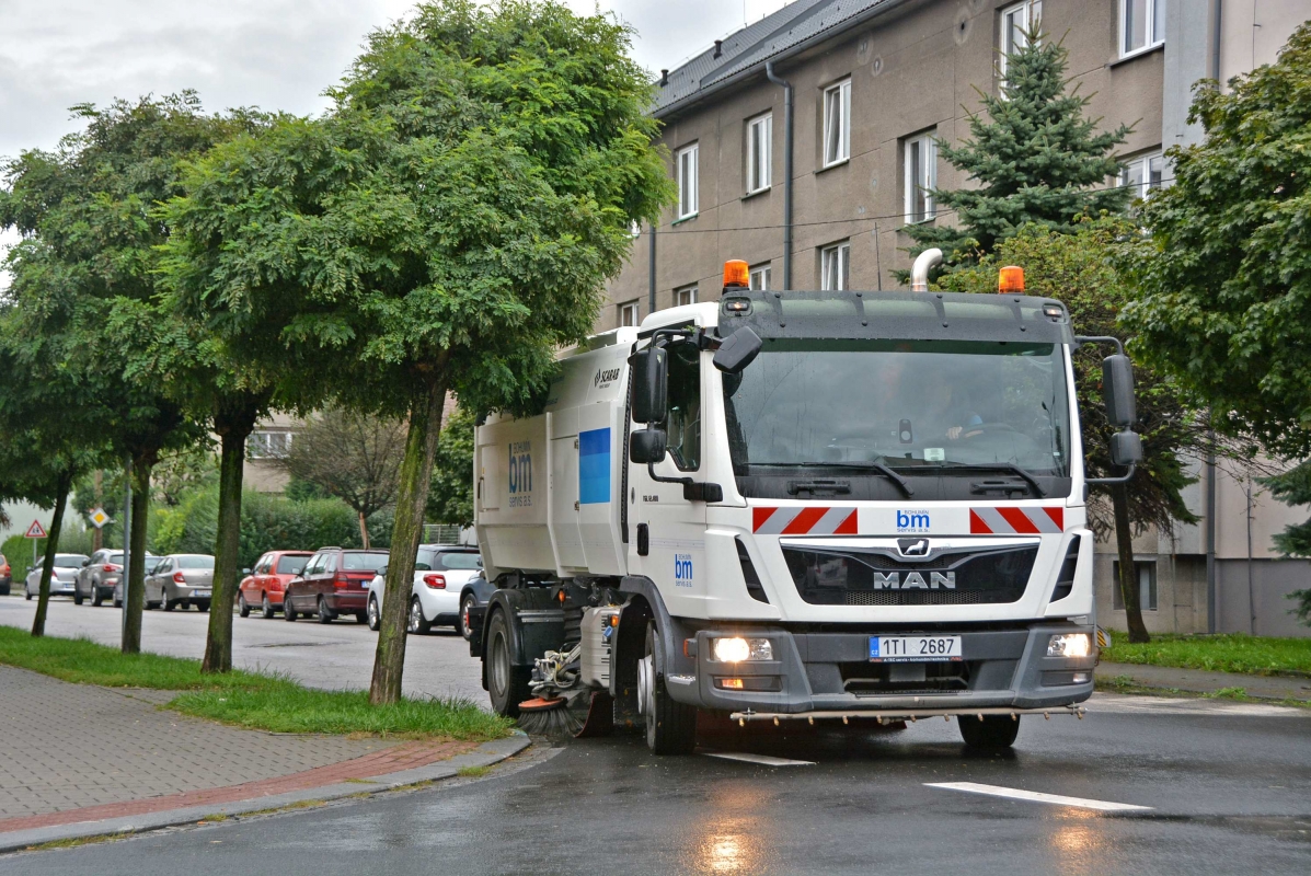 Ulice Bohumína uklízí od září nový zametač