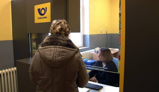 Pro dopisy a balíky nově do sokolovny, otevřela Pošta Partner