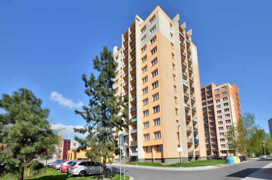 Výtahy pro bytové domy v Bohumíně 2 (Jateční 1153 a 1154)