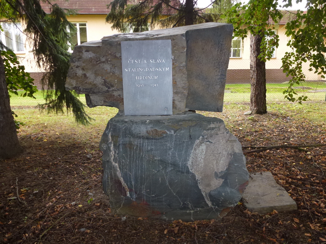 Památník stalingradským hrdinům 1943 - 1983