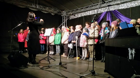 Vánoce s koledou, hornickým skřítkem, rodinou i za časů první republiky