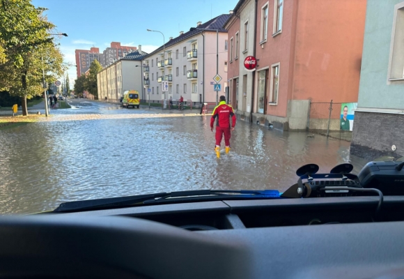Povodeň a záchranná služba: evakuace nemocnice, přesun základny do Záblatí