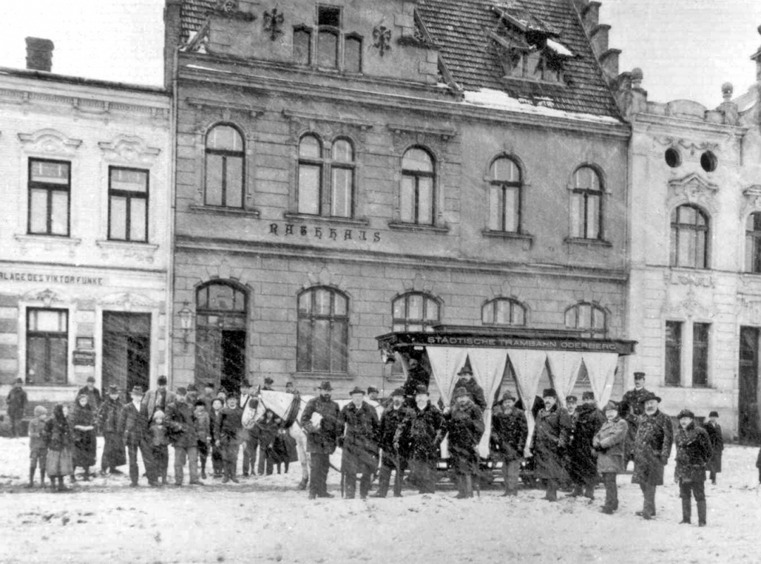 6. Tramvajová zastávka Nový Bohumín nádraží