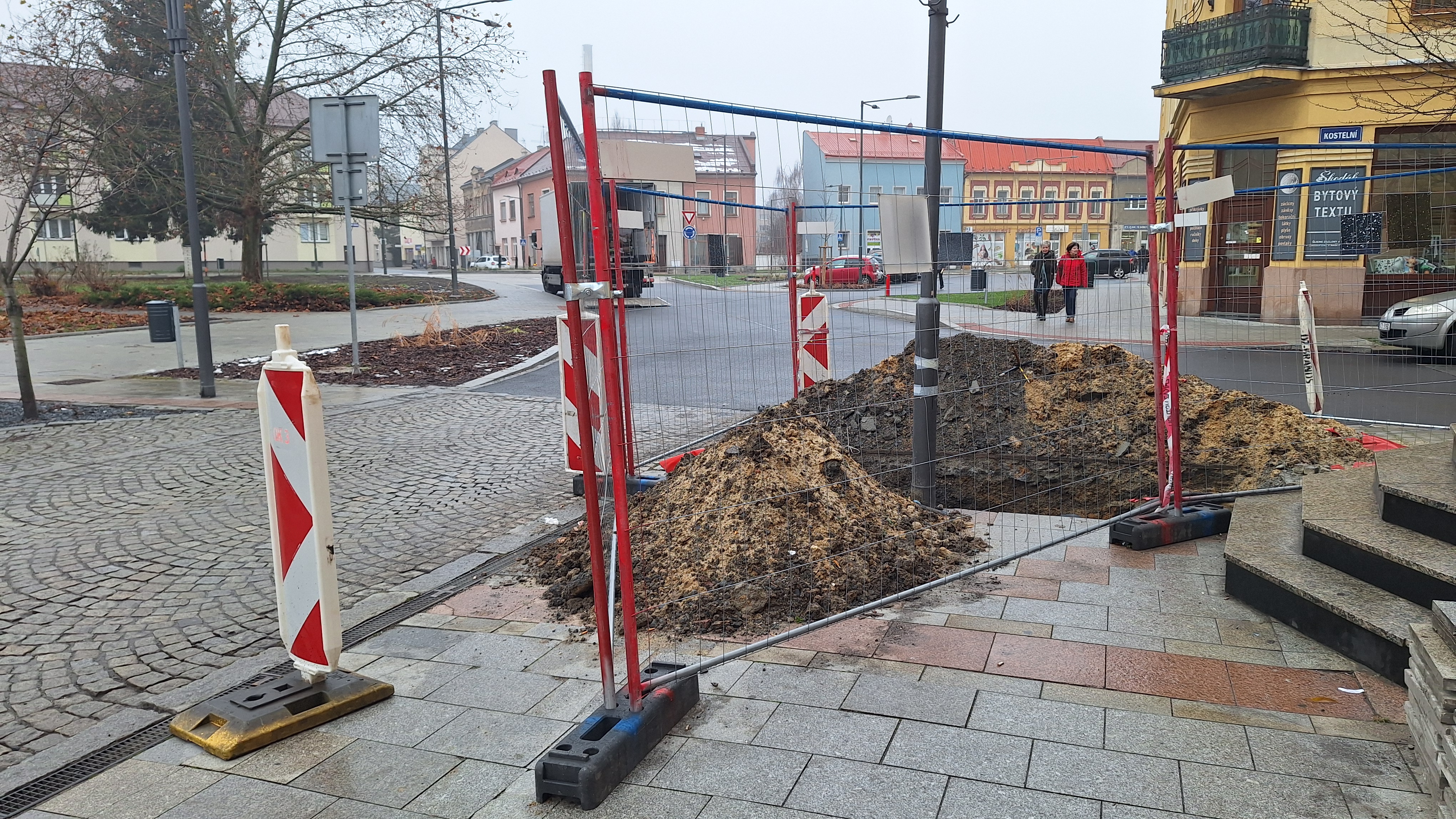 Díru u „mléčňáku“ má na svědomí porucha kabelu