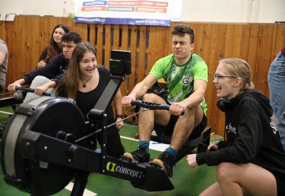 132 kilometrů blíž středu Země, v Bohumíně znovu usedli na veslařské trenažéry