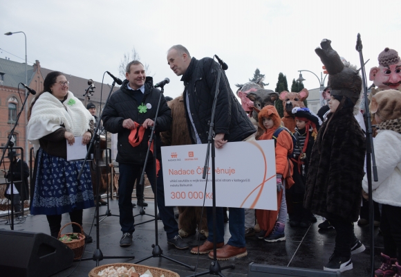 Tři sta tisíc je doma. Strom vyhrál Bohumínu peníze na výzdobu městských částí