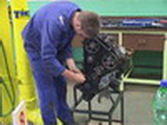 Regionální kolo soutěže Automechanik junior 2009 - show video