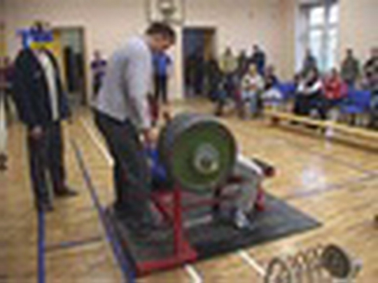 10. ročník Bohumínského bench-pressu - zobrazit video